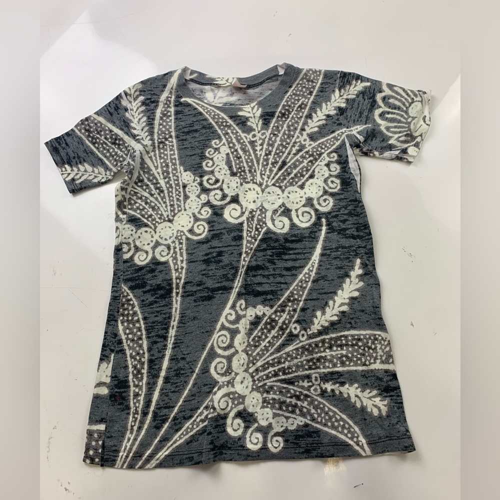 before+again grey and white t shirt size XS